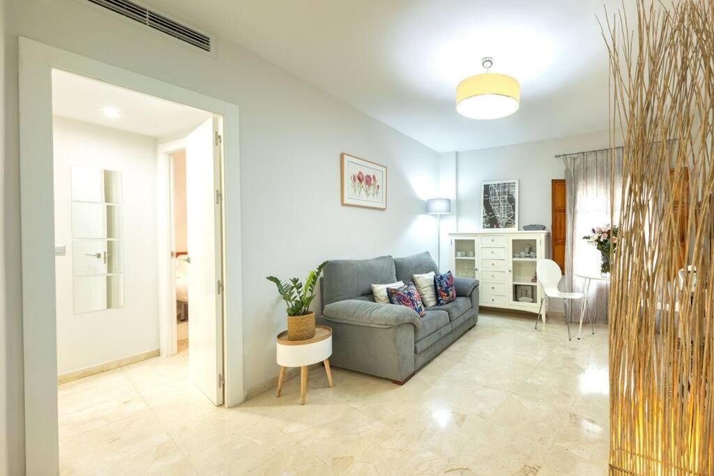 Pajaritos Center Suite By Valcambre Sevilla Exteriör bild